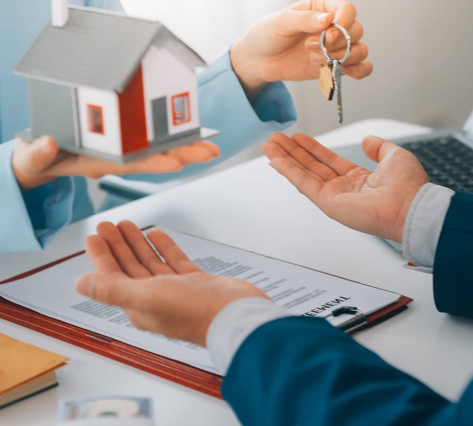 First home buyer meeting with a mortgage broker in Western Sydney
